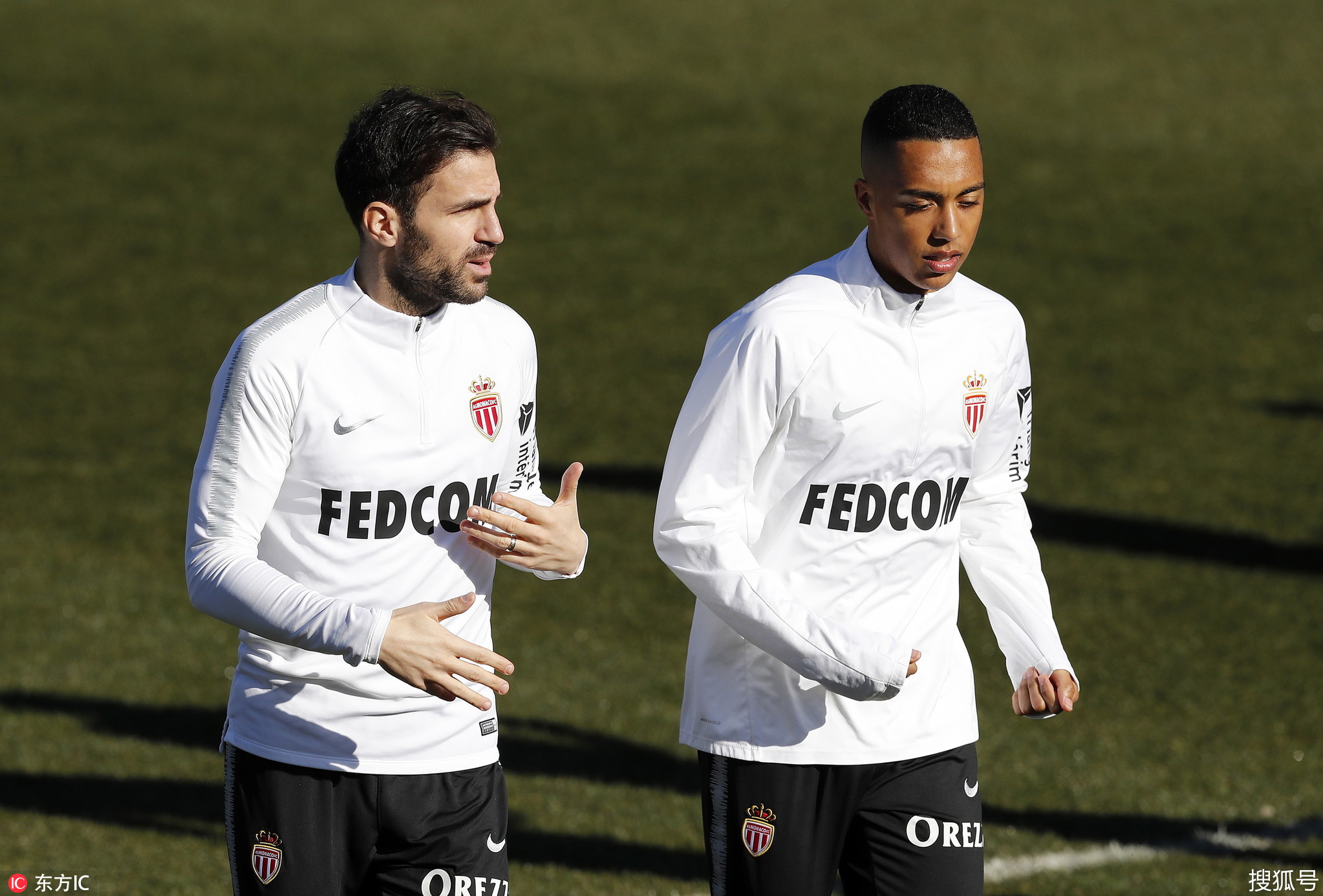 包含国际比赛日摩纳哥备战德甲，造点机会细节曝光，质疑声仍在，临场指挥获称赞的词条