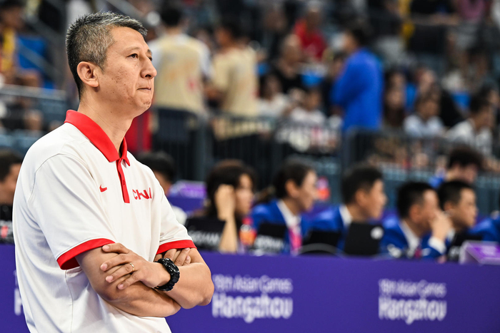 包含凯恩赛事官方发布出色防守新规，西班牙队争议不断！的词条